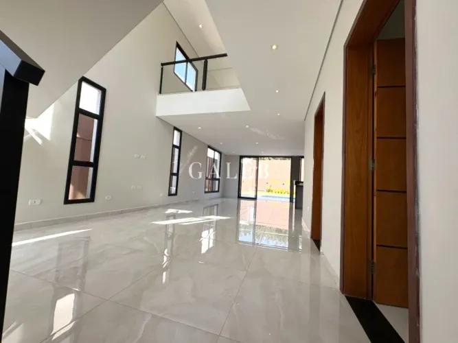 Imperdível Casa de Luxo à Venda em Condomínio Atibaia-SP, 4 Quartos, 3 Suítes, 2 Salas, 5