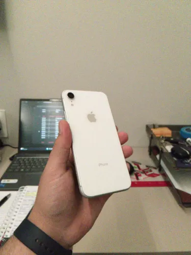 iPhone XR 64gb