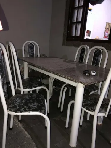Mesa de jantar de pedra, 06 cadeiras 