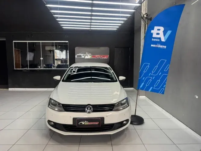 Volkswagen Jetta Comfortline 2.0 T.flex 8V 4P Mec. 2014