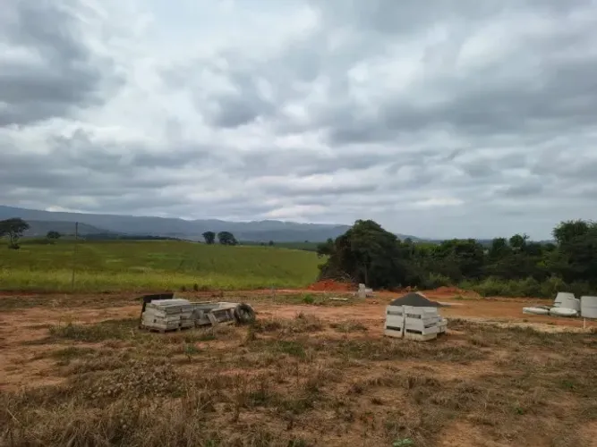 Terreno 143m² em Delfinópolis MG - Entrada R$ 25 Mil