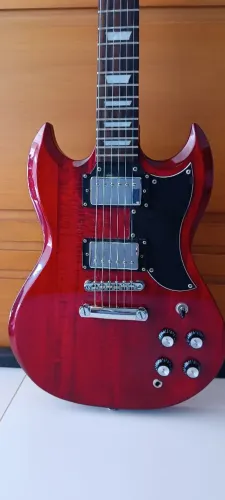 Guitarra SG + Amplificador METEORO + Pedaleira TANK-G !!!!!