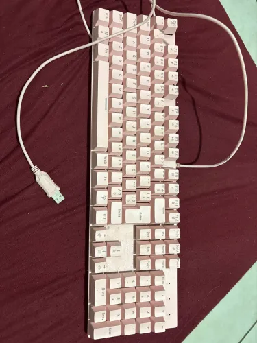 teclado gamer rosa mecânico  