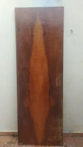 Porta em madeira 2,10 x 0,70