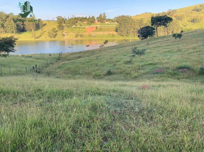 Sítio Exclusiva à Beira da Represa  Piracaia/SP  Bairro Sete Pontes.