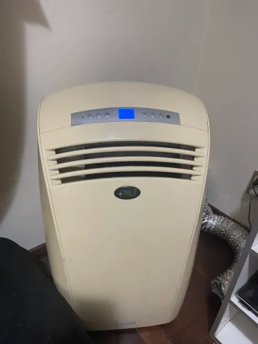 Ar Condicionado Portátil Olimpia Splendid Più 12.000 BTUs - 110V (Oportunidade)