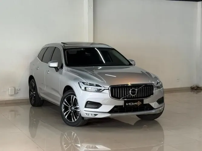 Volvo XC 60 D-5 Momentum 2.4 AWD Diesel 5P 2020