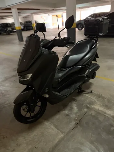 Moto Yamaha NMAX 2021 Preta