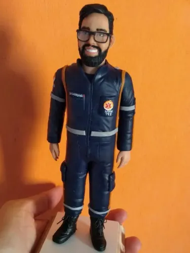 Caricaturas humanizadas em biscuit personalizadas