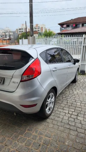 Ford Fiesta 1.5 16V Flex Mec. 5P 2015
