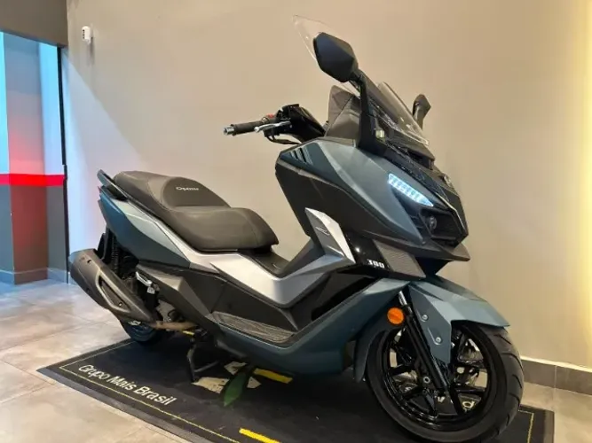 CRUISYM 300 - 2025 - BAIXO KM - FINANCIA EM 48X - ERICA
