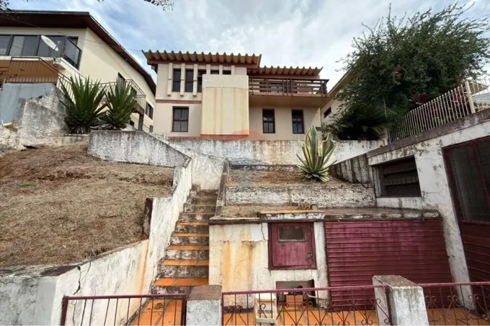 CASA 03 DORM. SARANDI/RS