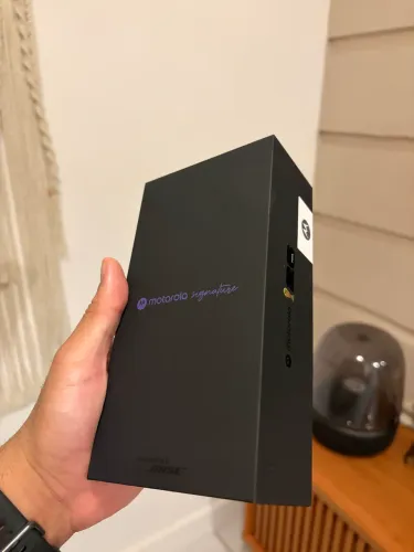 Motorola SIGNATURE 512GB/12GB nota fiscal e garantia 1 ano