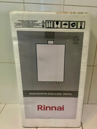 NOVO! Aquecedor A Gás Rinnai E33 (33 Litros) Digital PRATA GN - NOVO Na Caixa Com NF !