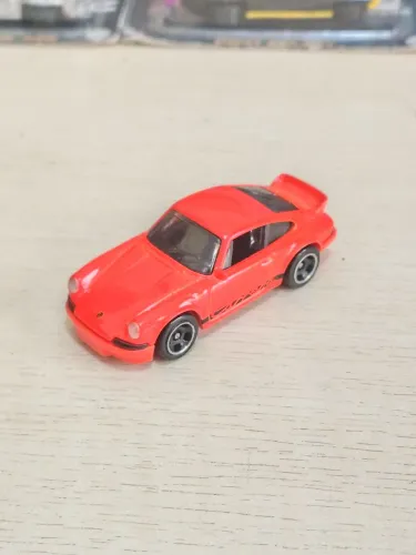 Hot Wheels Porsche 911 Carrera RS