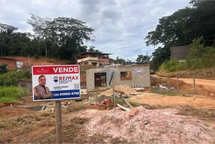 Casa na BR 482