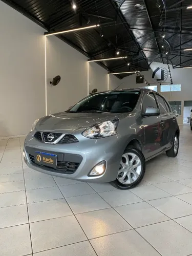 Nissan March SV 1.0 12V Flex 5P 2017