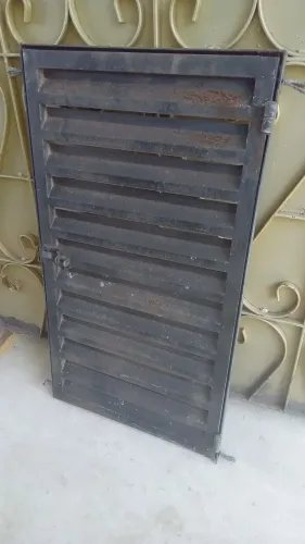 Porta de alçapão completa semi nova 80x50