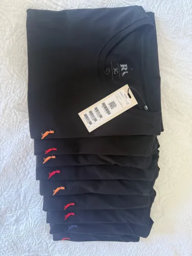 Camiseta Tommy e Reserva