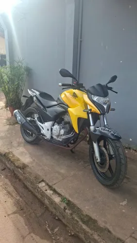 CB 300 R
