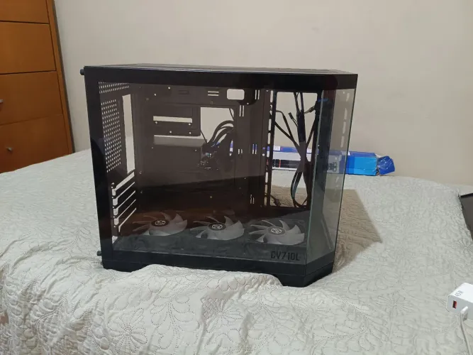 Gabinete , fonte 600w e 5 fans