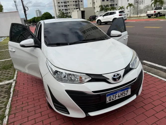 Toyota Yaris XL Live Sedan 1.5 Flex 16V 4P AUT 2021