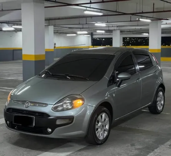 Fiat Punto Attractive Italia 1.4 F.flex 8V 5P 2014