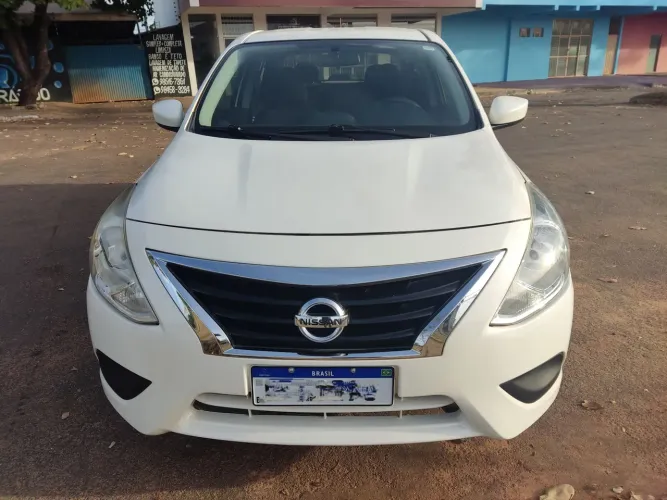 Nissan Versa SL 1.6 16V Flexstart 4P Mec. 2016