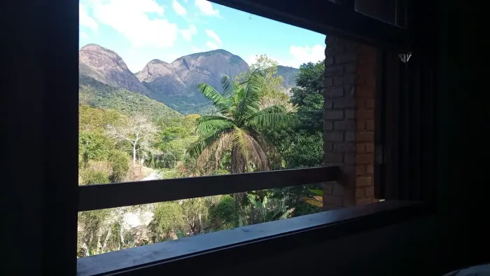 Casa para venda tem 2000 metros quadrados com 6 quartos em Araras - Petrópolis - Rio de Ja