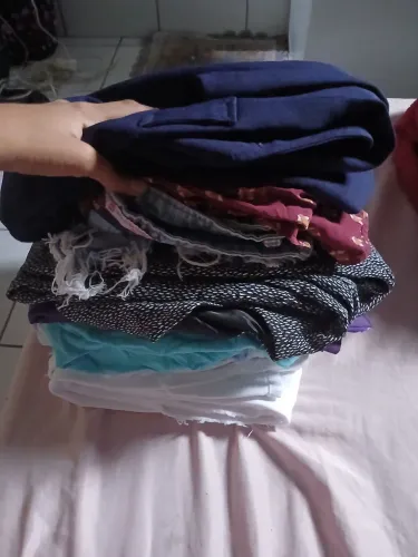 Doação de roupas femininas 