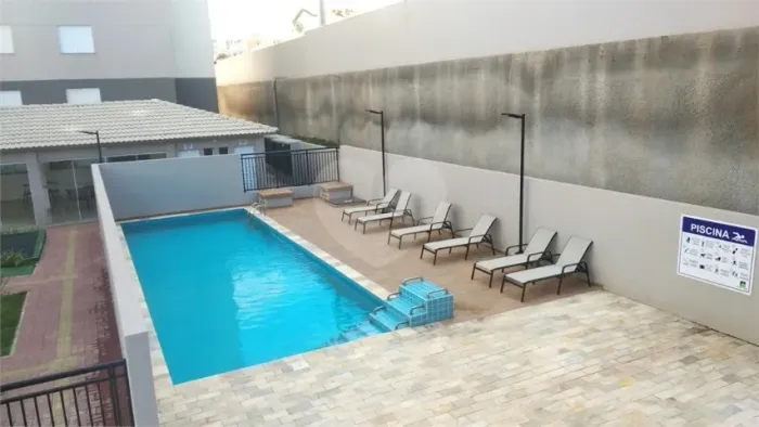 Alugo apartamento no Wanel Ville, Condomínio Superquadra- 1 dormitório.