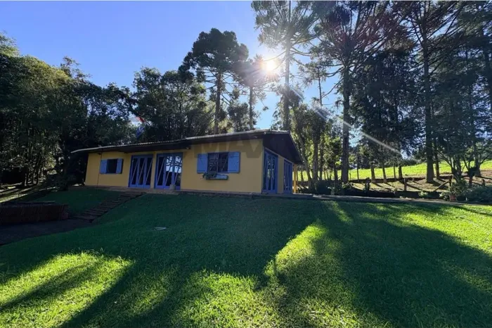 Chácara à Venda na Roça Velha em São José dos Pinhais | 44.473m², 3 Residências, Bosque, T
