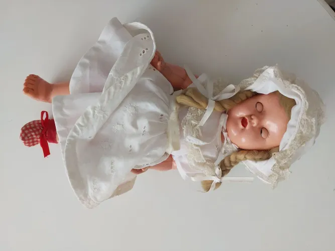 BONECA BAQUELITE ANTIGA ESTRELA RARA SÓ VENDA NÃO TROCO POR NADA 