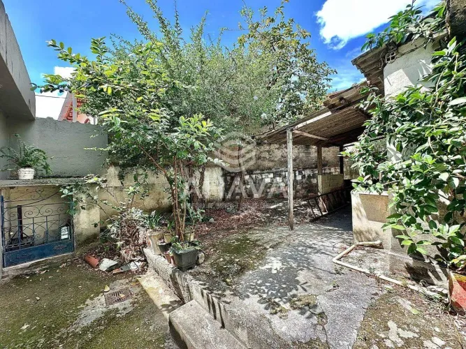 Casa com 4 Quartos sendos - 2 Vagas - Planalto Próximo a Avenida General Carlos Guedes