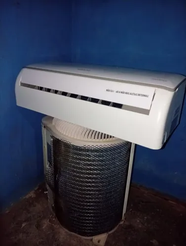 Ar-condicionado inverter agratto 9 mil BTUs