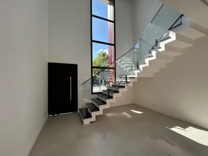Oportunidade - Casa em Condomínio - Reserva Aruanã - Loteamento Floresta - 3 Suítes - 268m