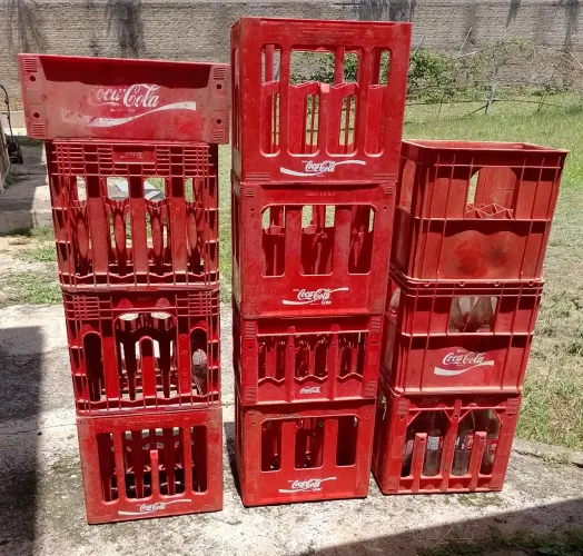 ENGRADADOS COCA-COLA RETORNÁVEL SEM O CASCO