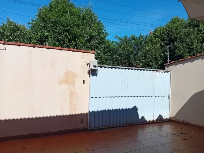 Casa no Centro (Nova Europa-SP)