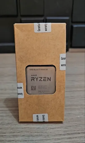 Ryzen 5 5500X3D, 6 Core, 12 Threads, PCIe 4.0