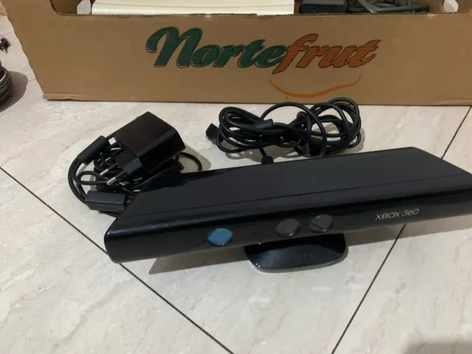 Kinect Xbox 360 + adaptador