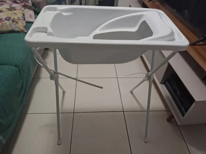 Banheira Infantil Completa com Suporte - Pouco Uso