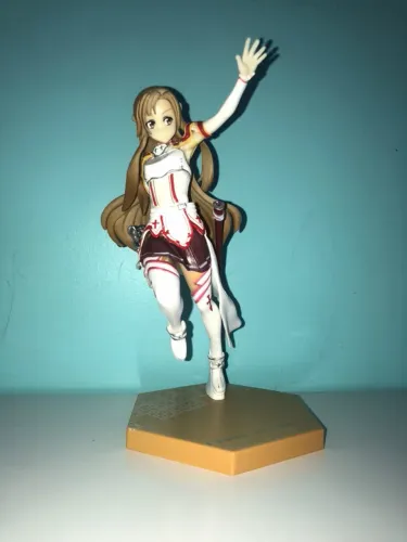 FIGURE ASUNA SWORD ART ONLINE