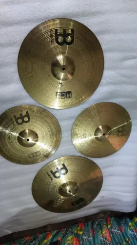 kit Pratos de Bateria Meinl HCS usados sem defeitos , pra desocupar 18, 16 e 14