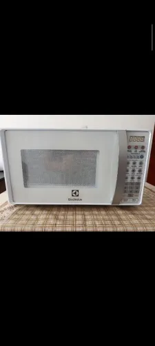 Microondas Barato em estado de novo