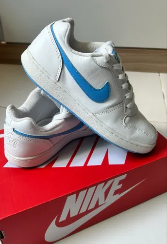 Tênis Nike original com caixa 