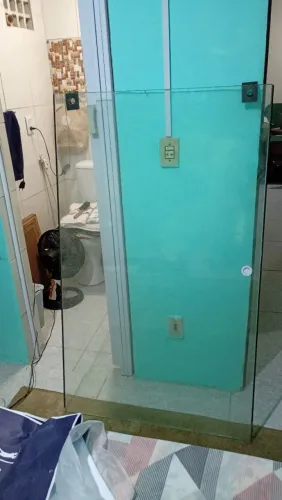 Janelão para varanda quatro folhas de vidro 80 cm por 1,35 quatro folhas de vidro corredi