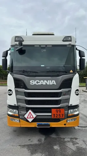 SCANIA R 450 LA 6X2 ANO 2019  - Apenas cavalo mecânico.