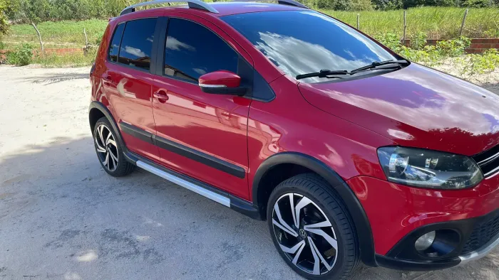 Volkswagen Crossfox 1.6 MI Total Flex 8V 5P 2013