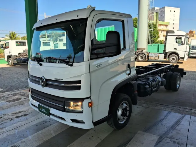 Volkswagen 9.170 2021