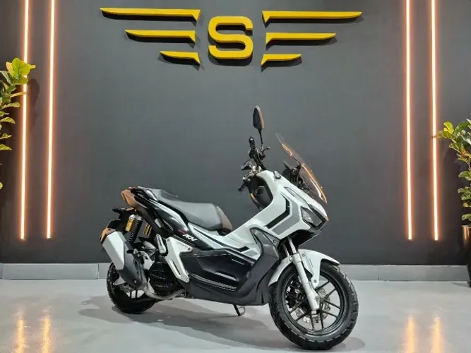 Honda ADV 150 2021 Apenas 16.761km Nova de Procedência Único Dono!